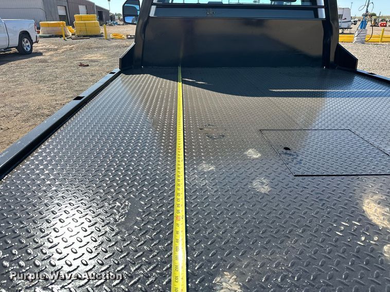 image for item EJ8989 2017 Ford  F350 Super Duty  flatbed pickup truck