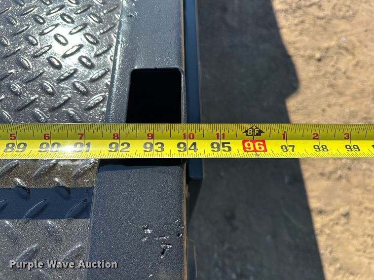 image for item EJ8989 2017 Ford  F350 Super Duty  flatbed pickup truck