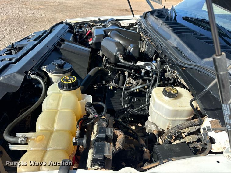 image for item EJ8989 2017 Ford  F350 Super Duty  flatbed pickup truck