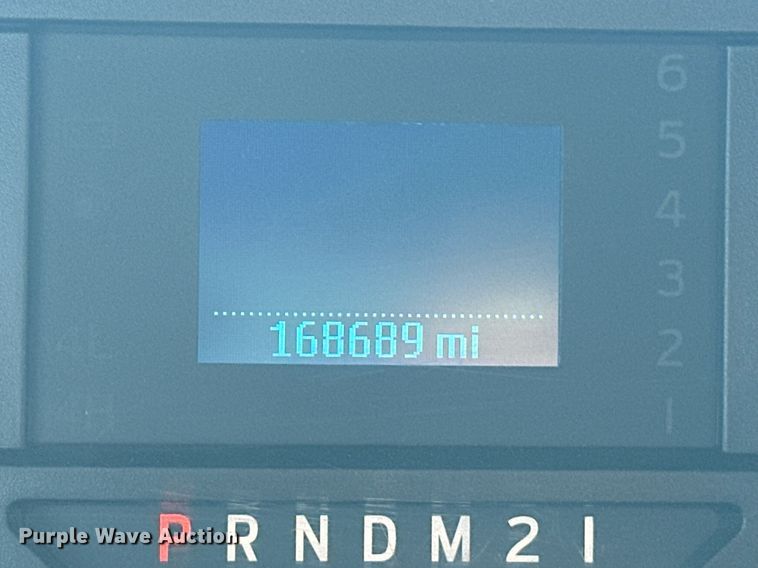 image for item EJ8990 2017 Ford  F350 Super Duty flatbed pickup truck