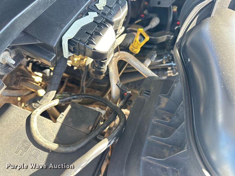 image for item EJ8991 2017 Ford  F350 Super Duty  flatbed pickup truck