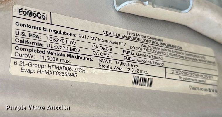 image for item EJ8991 2017 Ford  F350 Super Duty  flatbed pickup truck