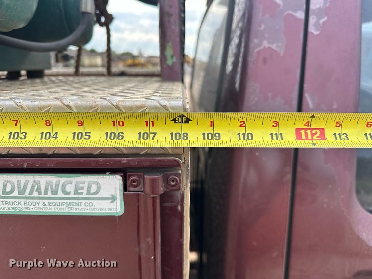 image for item EK0002 1994 Ford F450 Super Duty utility / service truck