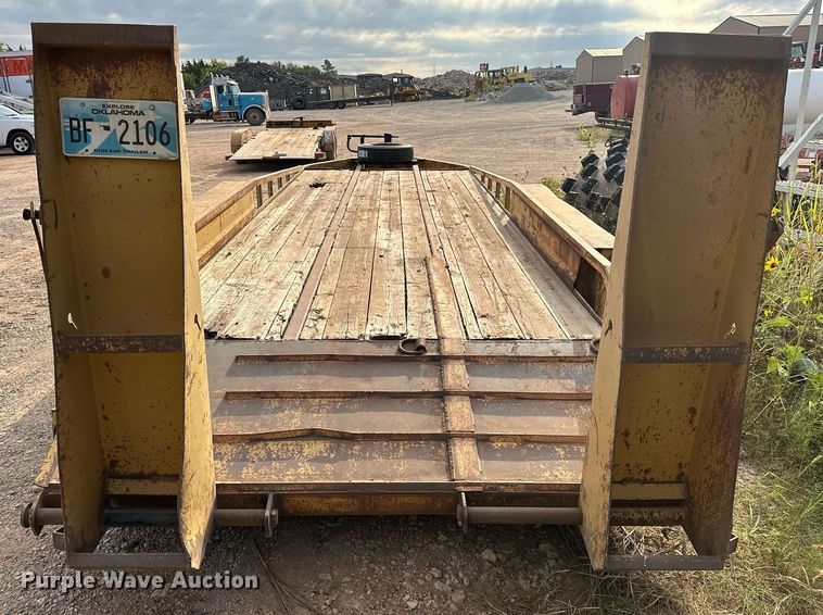 image for item EK0003 2008 Belshe BF9T equipment trailer