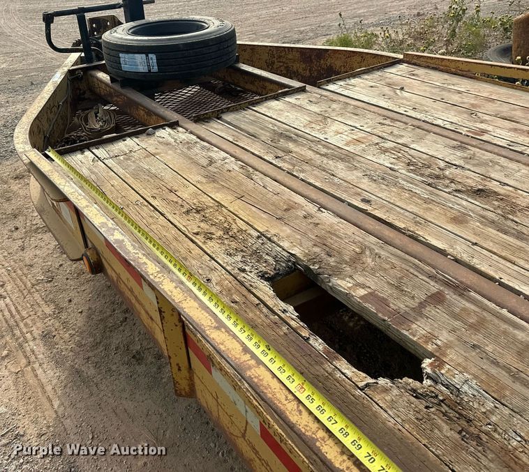 image for item EK0003 2008 Belshe BF9T equipment trailer