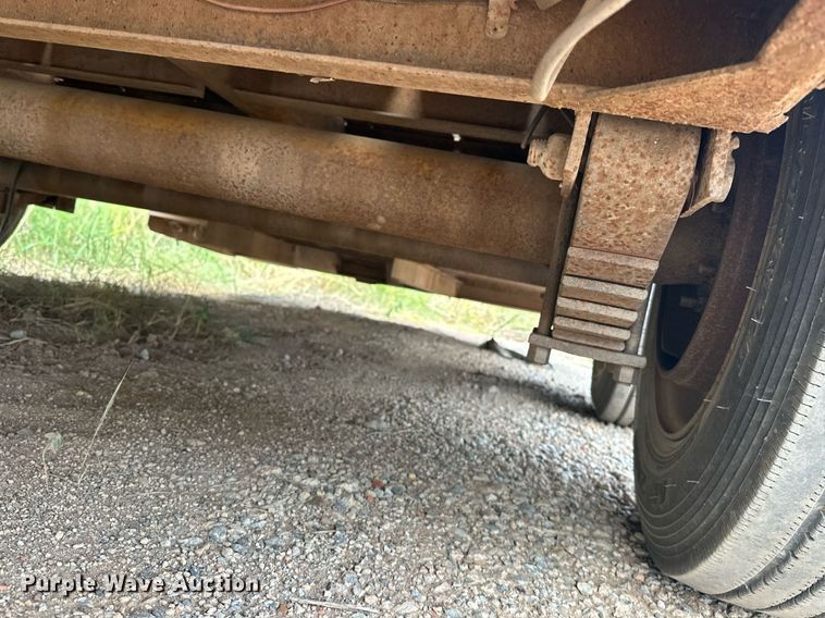 image for item EK0003 2008 Belshe BF9T equipment trailer