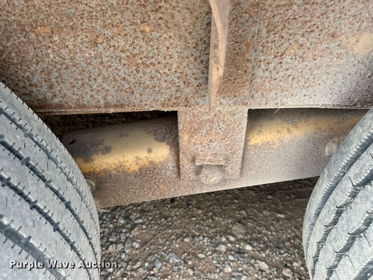 image for item EK0003 2008 Belshe BF9T equipment trailer