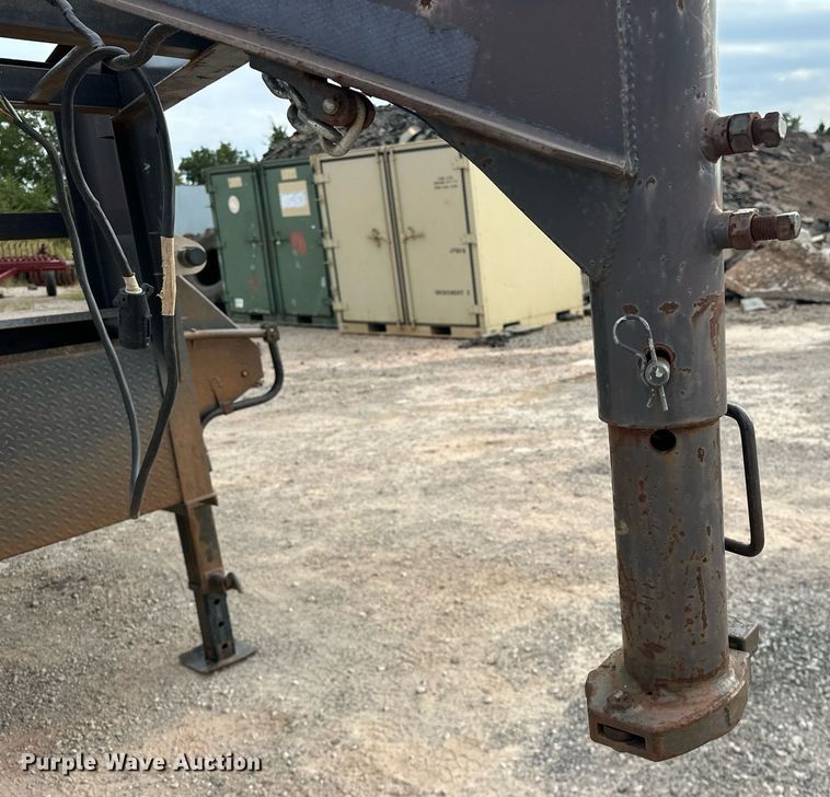 image for item EK0005 2015 Starlite equipment trailer