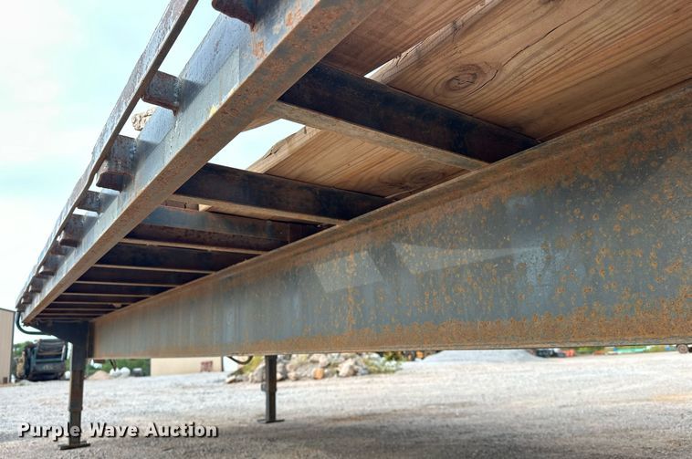 image for item EK0005 2015 Starlite equipment trailer