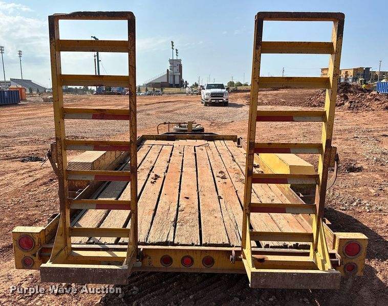 image for item EK0007 2010 Lucon utility trailer