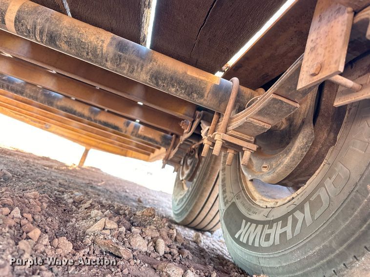 image for item EK0007 2010 Lucon utility trailer