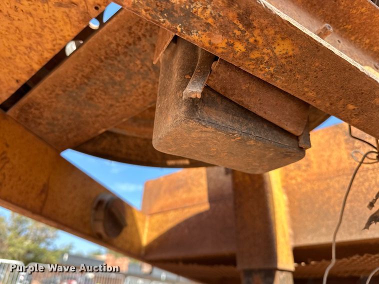 image for item EK0007 2010 Lucon utility trailer