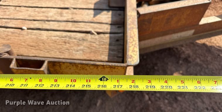 image for item EK0007 2010 Lucon utility trailer