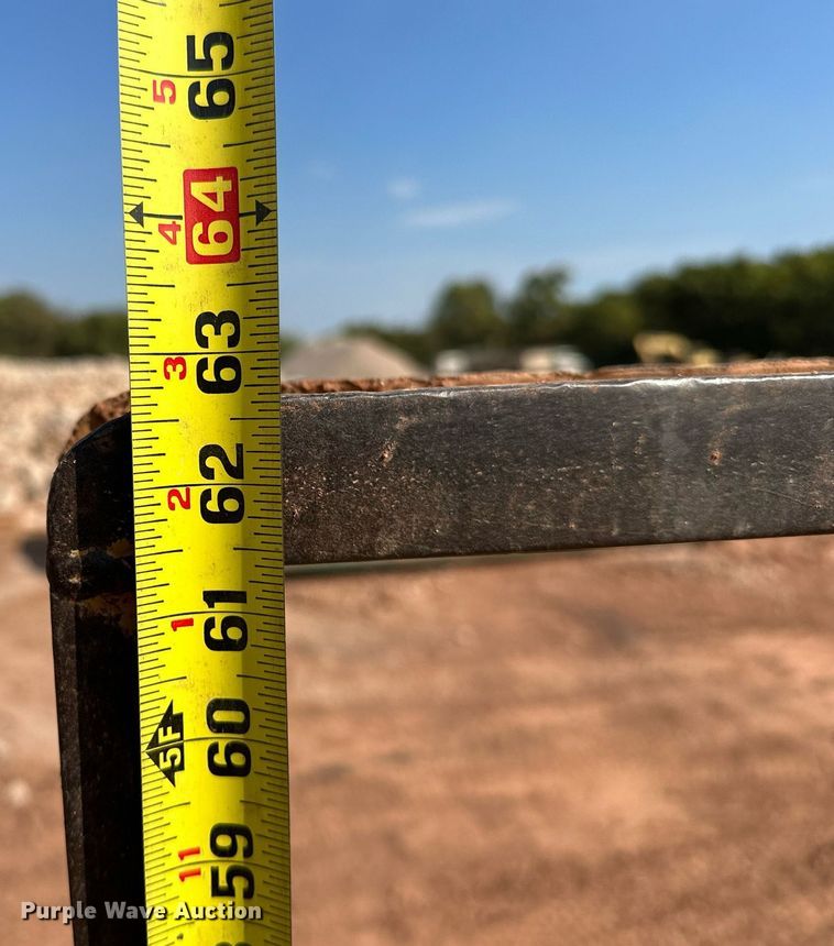 image for item EK0007 2010 Lucon utility trailer