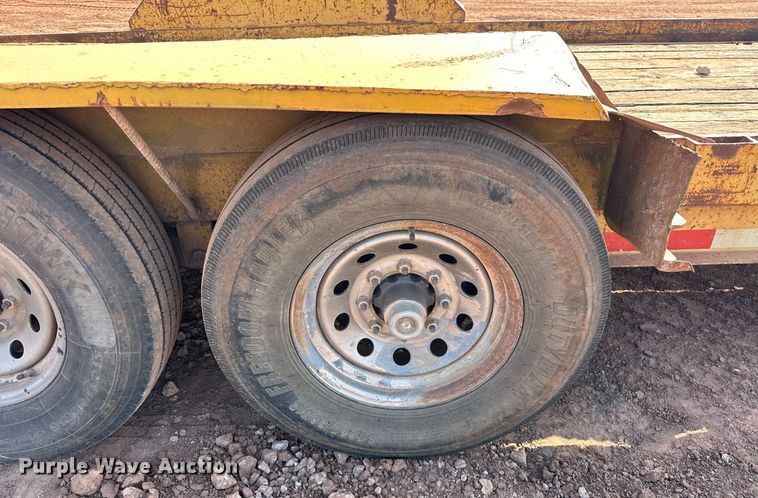 image for item EK0007 2010 Lucon utility trailer