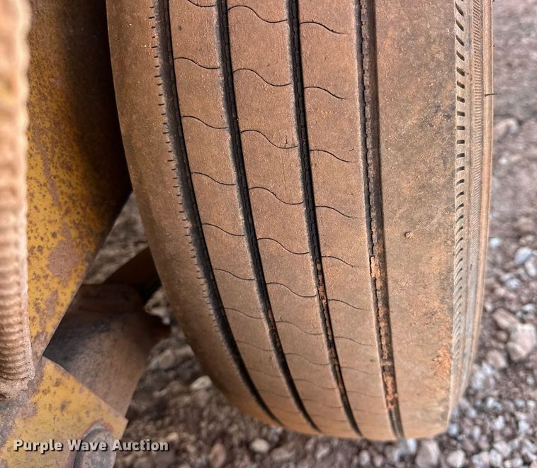 image for item EK0007 2010 Lucon utility trailer