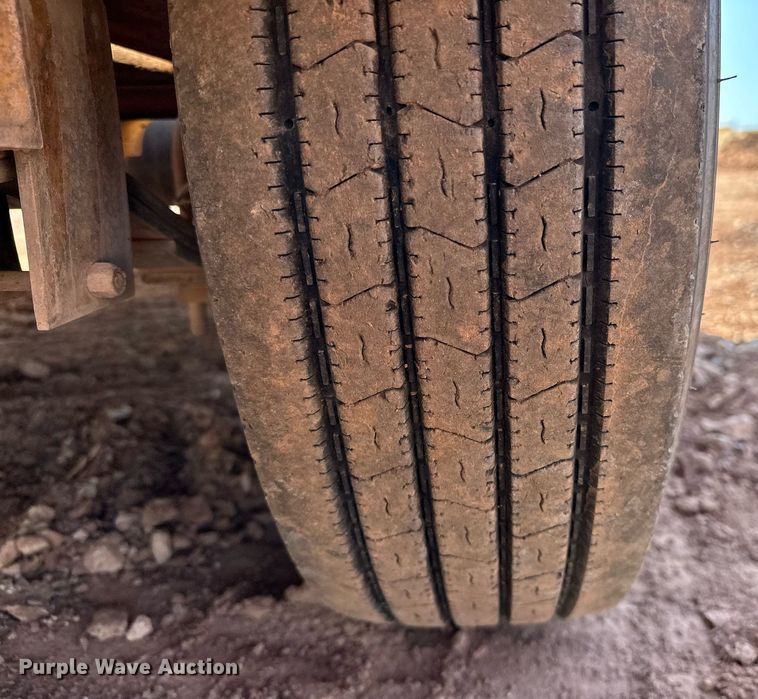 image for item EK0007 2010 Lucon utility trailer