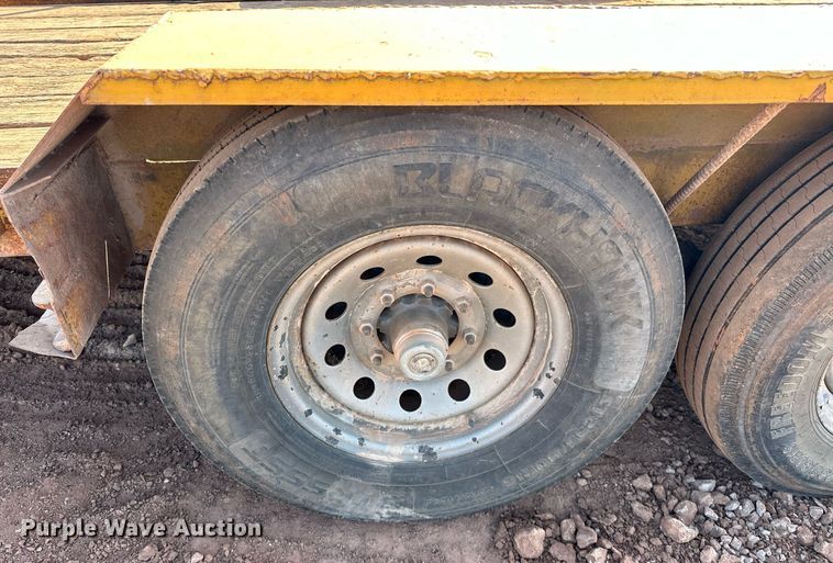 image for item EK0007 2010 Lucon utility trailer