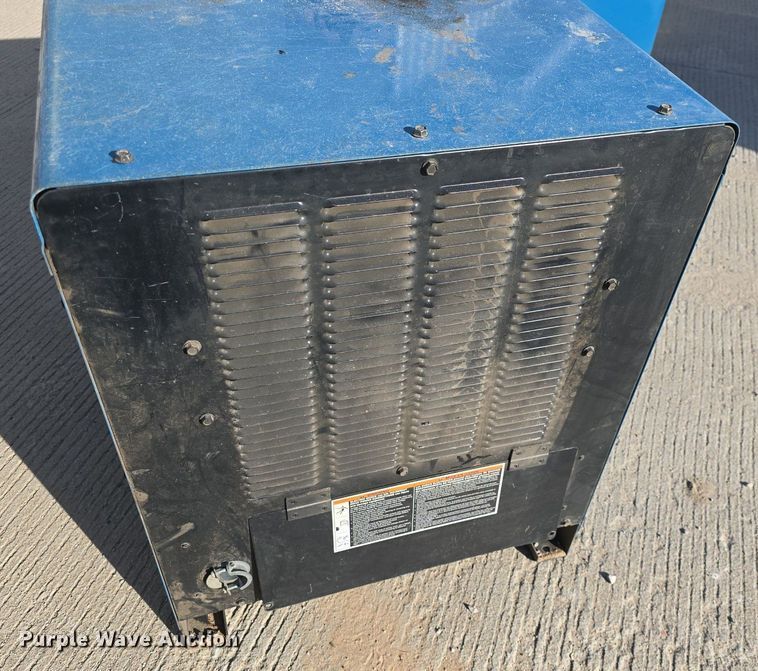 image for item EK2159 Miller Dimension 452  welder
