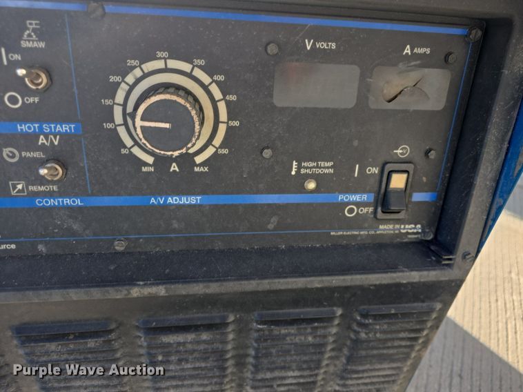 image for item EK2159 Miller Dimension 452  welder