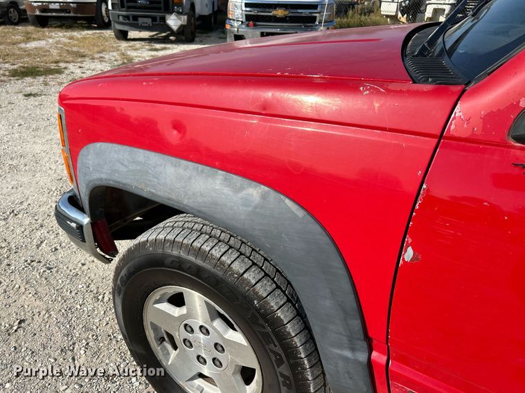 image for item EK3401 1996 Chevrolet  K1500 Ext. Cab pickup truck