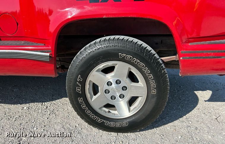 image for item EK3401 1996 Chevrolet  K1500 Ext. Cab pickup truck