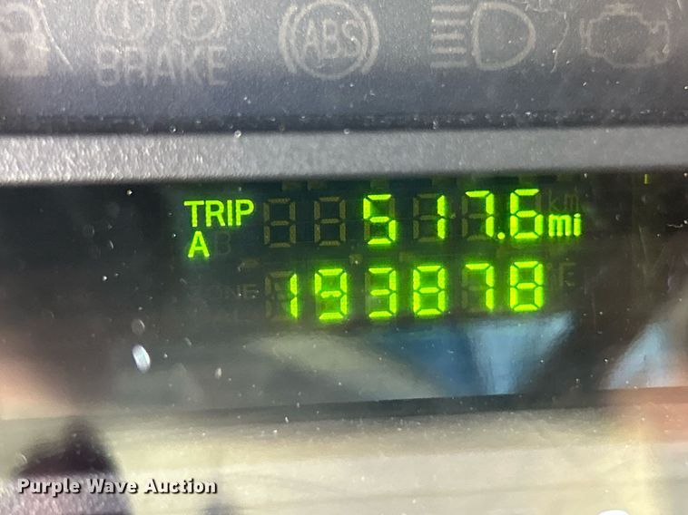 image for item EK3403 2012 El Dorado 250 Aerotech shuttle bus