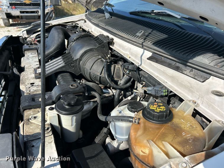 image for item EK3403 2012 El Dorado 250 Aerotech shuttle bus