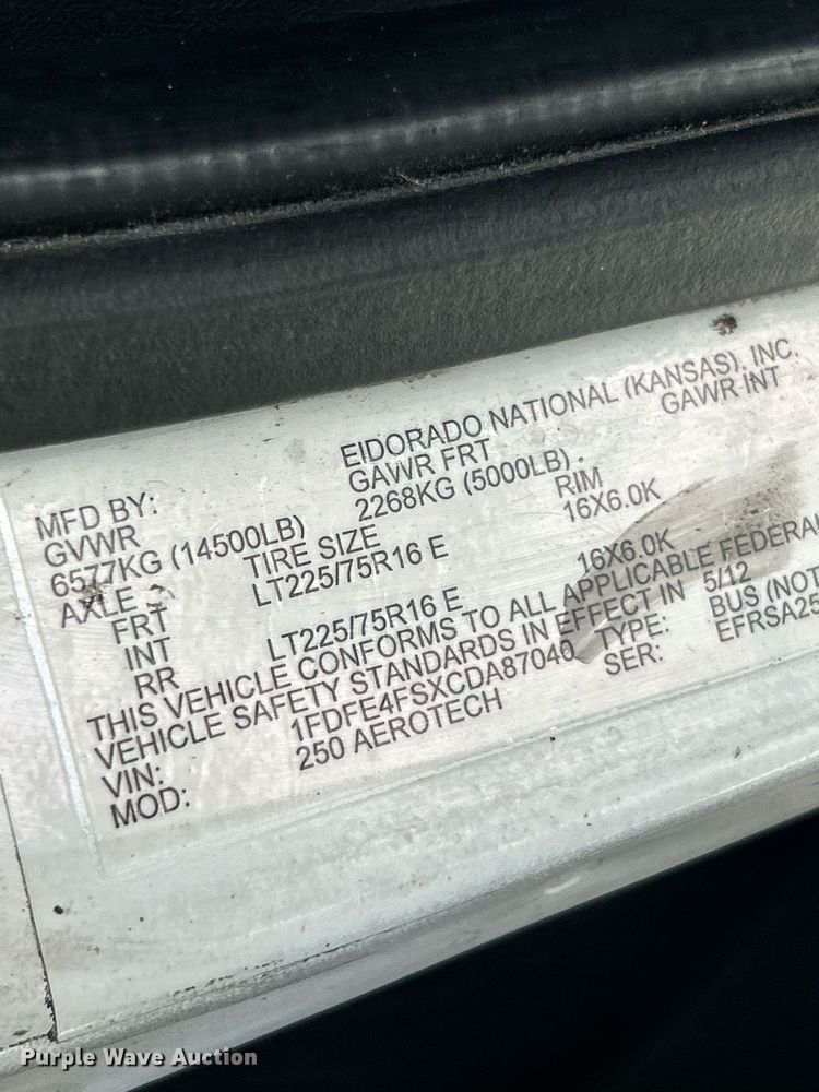 image for item EK3403 2012 El Dorado 250 Aerotech shuttle bus