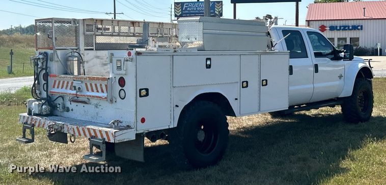 image for item EK3405 2016 Ford F550 XL Super Duty utility / service truck