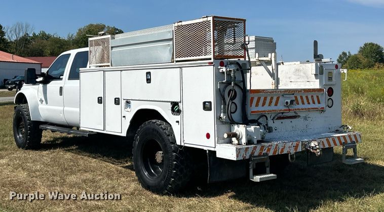 image for item EK3405 2016 Ford F550 XL Super Duty utility / service truck