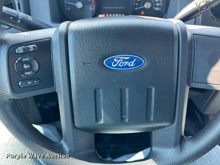 image for item EK3405 2016 Ford F550 XL Super Duty utility / service truck