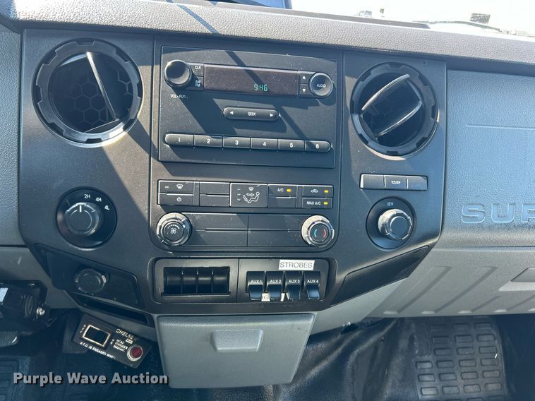 image for item EK3405 2016 Ford F550 XL Super Duty utility / service truck