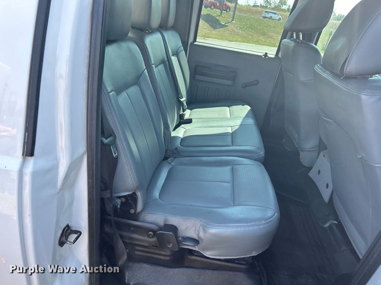 image for item EK3405 2016 Ford F550 XL Super Duty utility / service truck