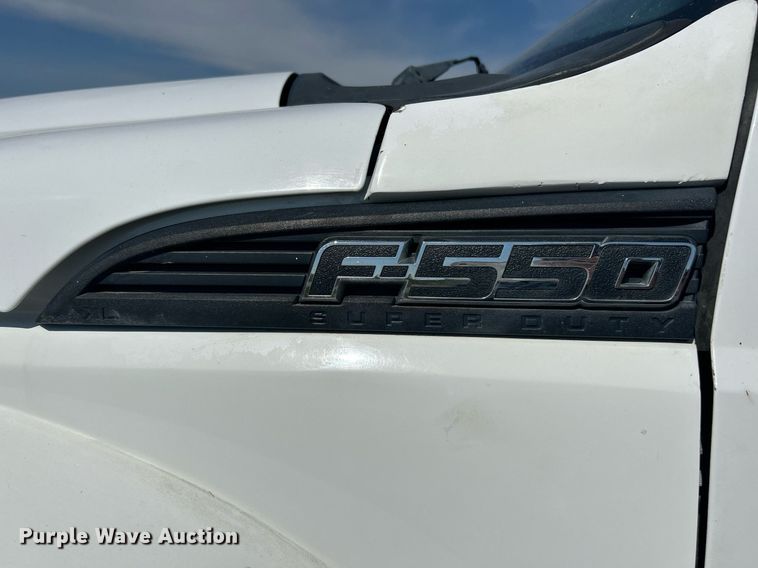 image for item EK3405 2016 Ford F550 XL Super Duty utility / service truck