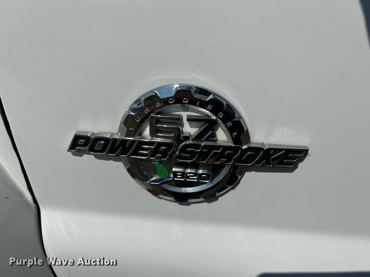 image for item EK3405 2016 Ford F550 XL Super Duty utility / service truck