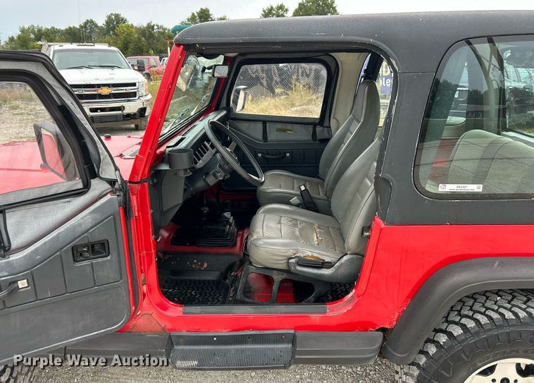 image for item EK3421 1995 Jeep Wrangler  SUV