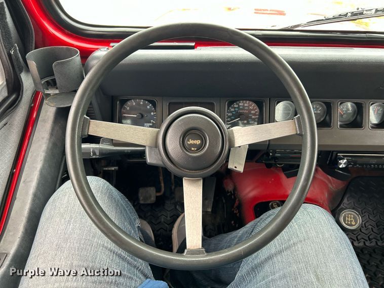 image for item EK3421 1995 Jeep Wrangler  SUV