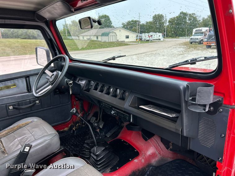 image for item EK3421 1995 Jeep Wrangler  SUV