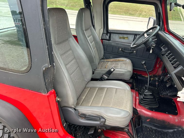 image for item EK3421 1995 Jeep Wrangler  SUV