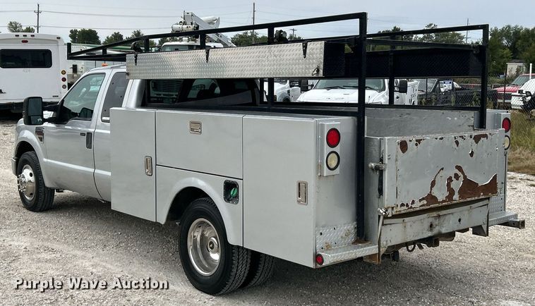 image for item EK3423 2010 Ford F350 Super Duty XLT SuperCab utility bed pickup truck