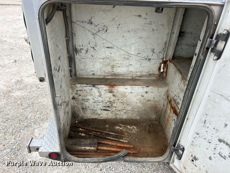 image for item EK3423 2010 Ford F350 Super Duty XLT SuperCab utility bed pickup truck