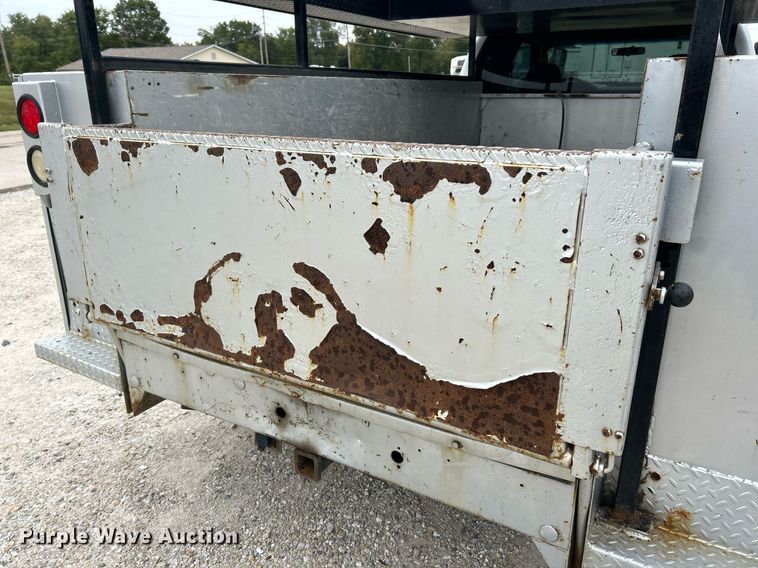 image for item EK3423 2010 Ford F350 Super Duty XLT SuperCab utility bed pickup truck