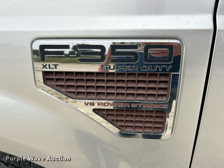 image for item EK3423 2010 Ford F350 Super Duty XLT SuperCab utility bed pickup truck