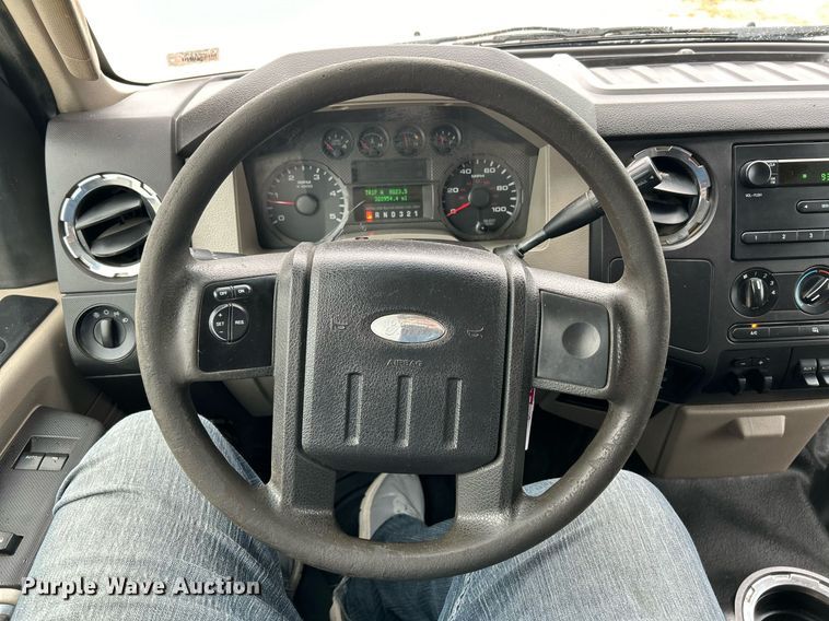 image for item EK3423 2010 Ford F350 Super Duty XLT SuperCab utility bed pickup truck