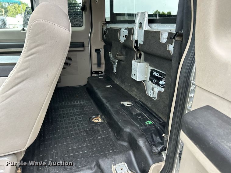 image for item EK3423 2010 Ford F350 Super Duty XLT SuperCab utility bed pickup truck