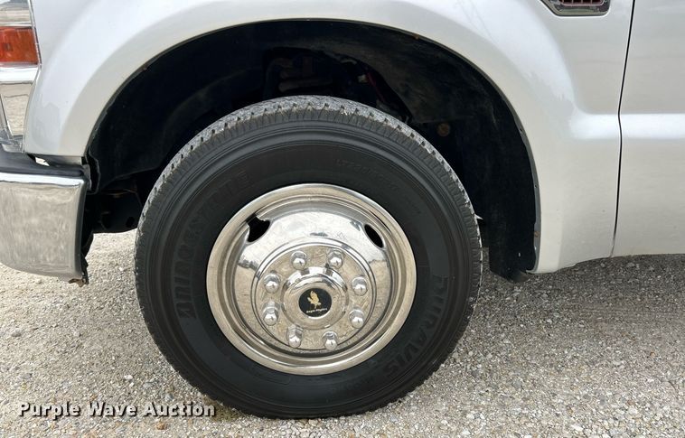 image for item EK3423 2010 Ford F350 Super Duty XLT SuperCab utility bed pickup truck