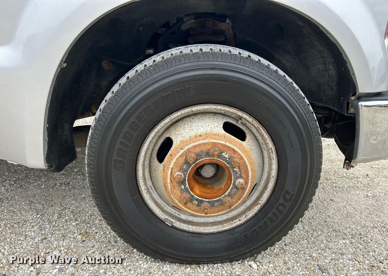 image for item EK3423 2010 Ford F350 Super Duty XLT SuperCab utility bed pickup truck