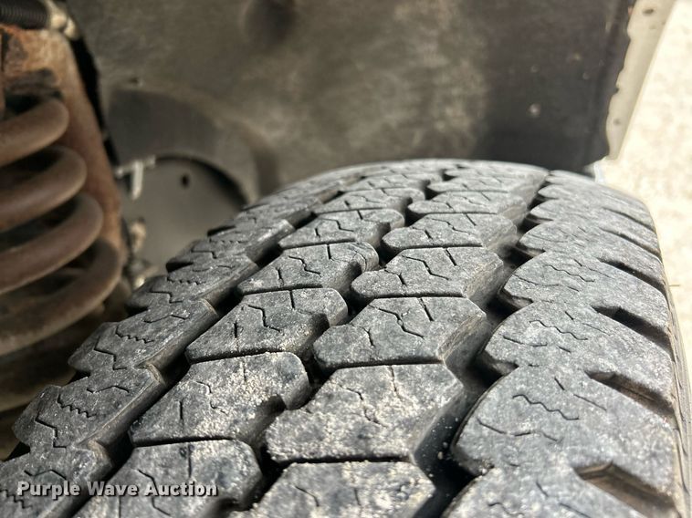 image for item EK3423 2010 Ford F350 Super Duty XLT SuperCab utility bed pickup truck