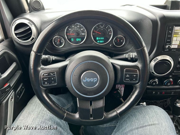 image for item EK3424 2013 Jeep Wrangler Unlimited Sahara SUV